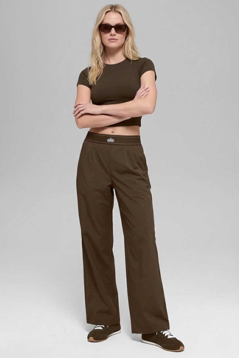 ALO Espresso Kahve Elastik Bel Logolu Relaxed Fit Düz Paça Kadın Pantolon