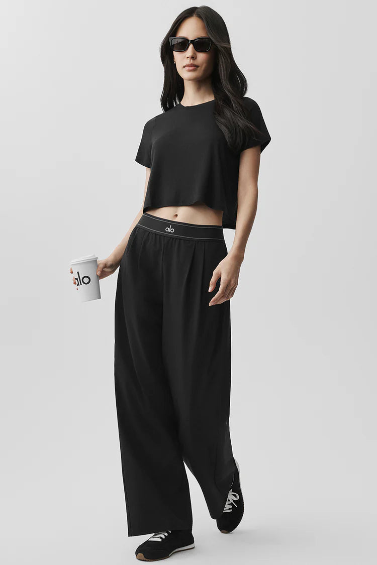 ALO Siyah Renk Elastik Bel Logolu Relaxed Fit Düz Paça Kadın Pantolon