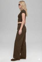 ALO Espresso Kahve Elastik Bel Logolu Relaxed Fit Düz Paça Kadın Pantolon